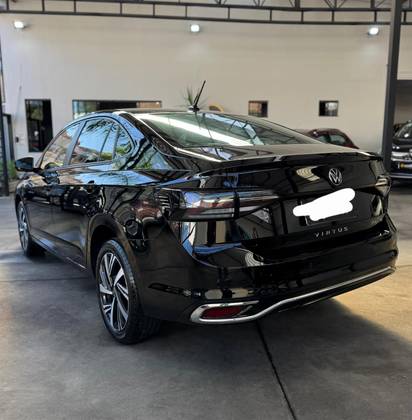 VOLKSWAGEN VIRTUS 1.0 200 TSI HIGHLINE AUTOMÁTICO